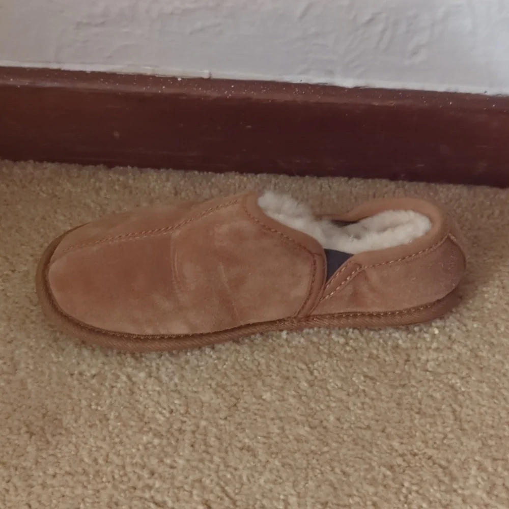 Ugg Scuff Romeo II Slipper size 1